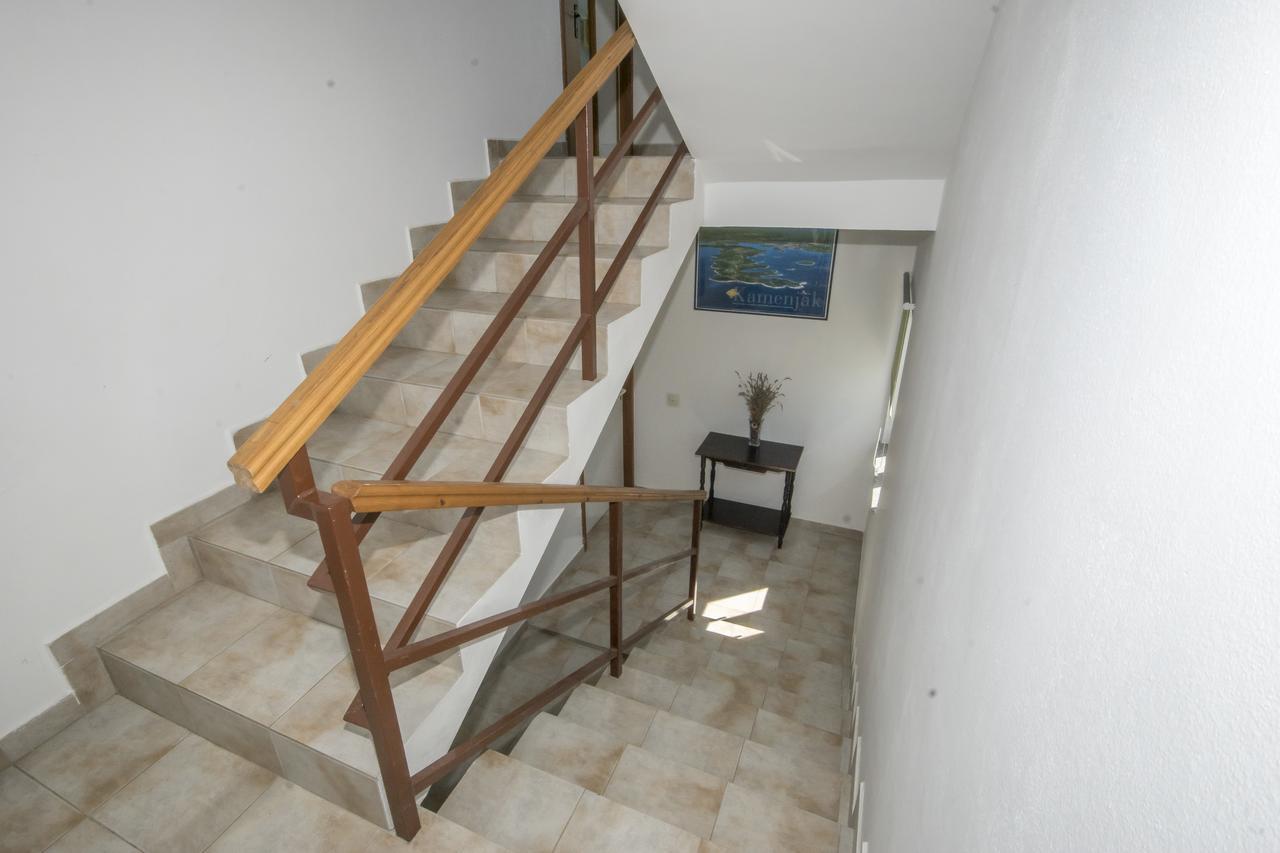 Apartman Ana 3 Vinkuran Buitenkant foto